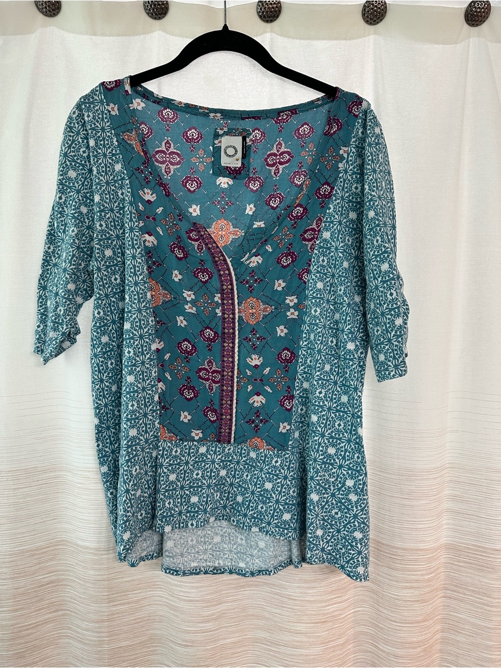 Akemi + Kin Boho Blue Top Size L